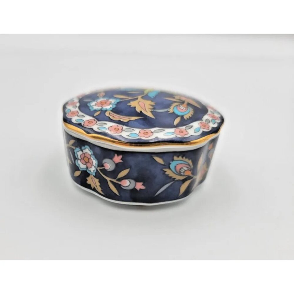 Vtg Takahashi Silk Road Hand Decorated Porcelain Trinket Box Blue w/ Bird Flower - Picture 5 of 7
